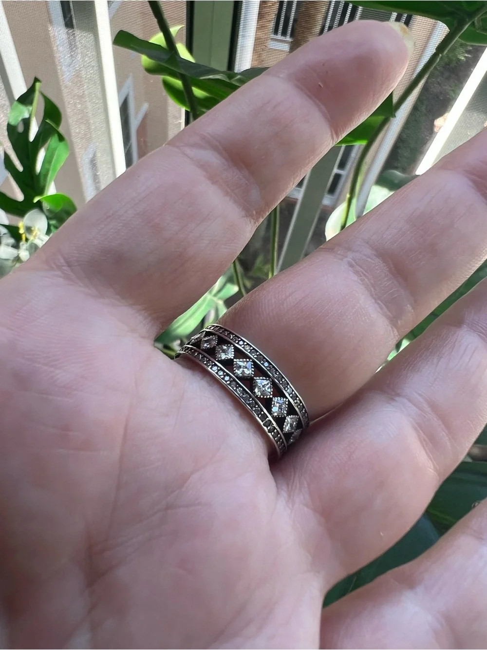 Vintage Fascination Wide Band Ring – Size 8